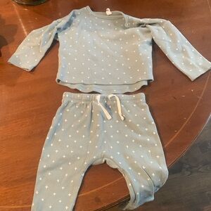 Quincy Mae 12-18 month outfit. Long sleeve shirt and pants
